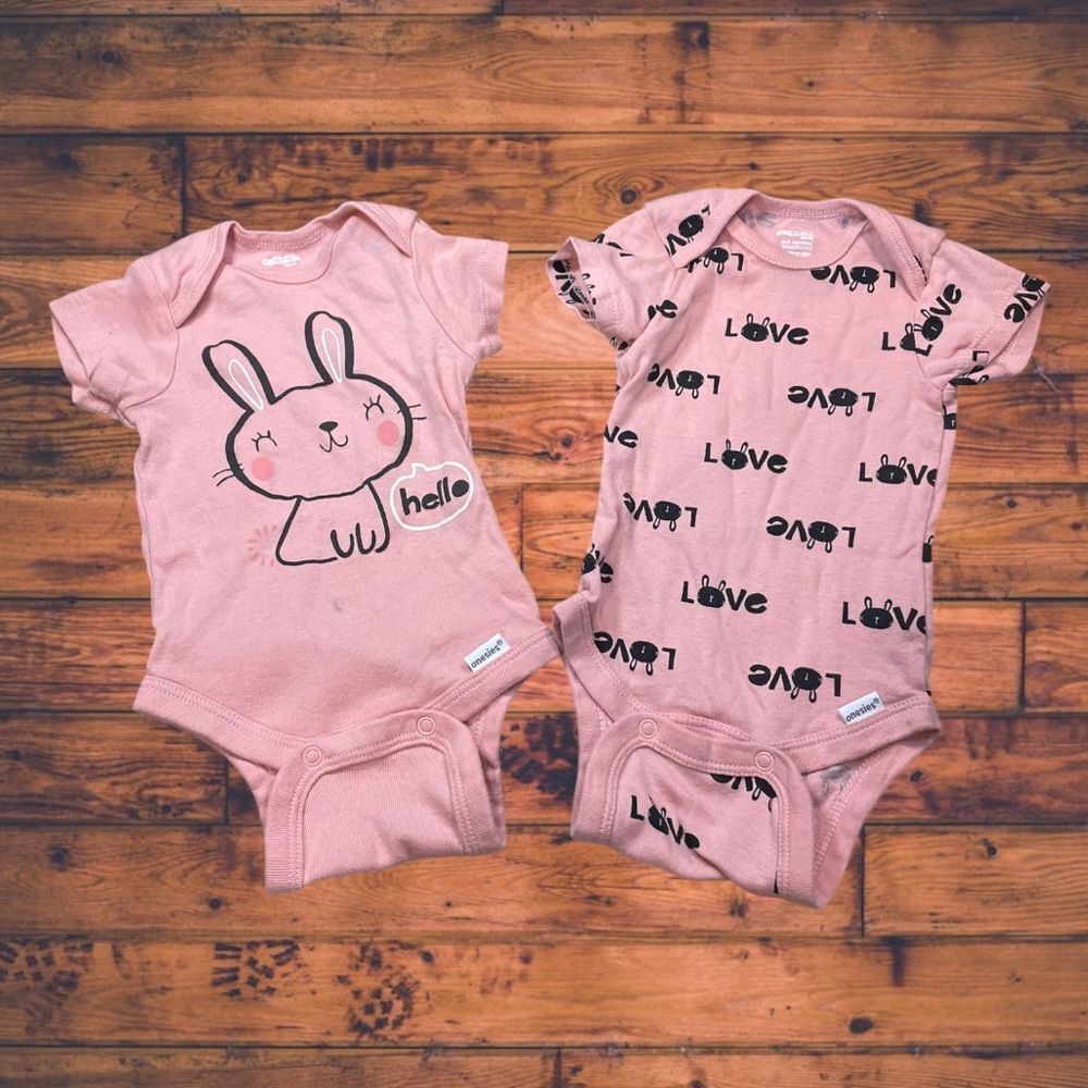 5 for $25🔥Onesies Brand Pink Set‎ of 2 Snap Bottom Tops Baby Size 0-3 Months